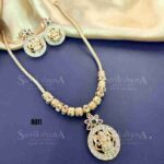 Temple Dollar Necklace Set