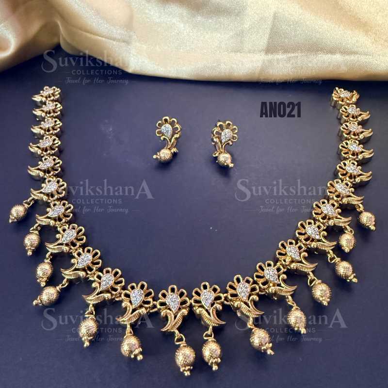 neck 2 (9)_11zon Golden Peacock Necklace Set - Image 1