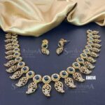 Antique Peacock Leaf Set