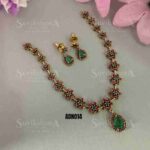 Vintage Flower Stone Necklace